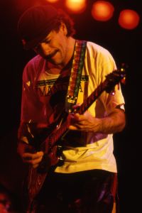 Carlos Santana 1988, NY.jpg